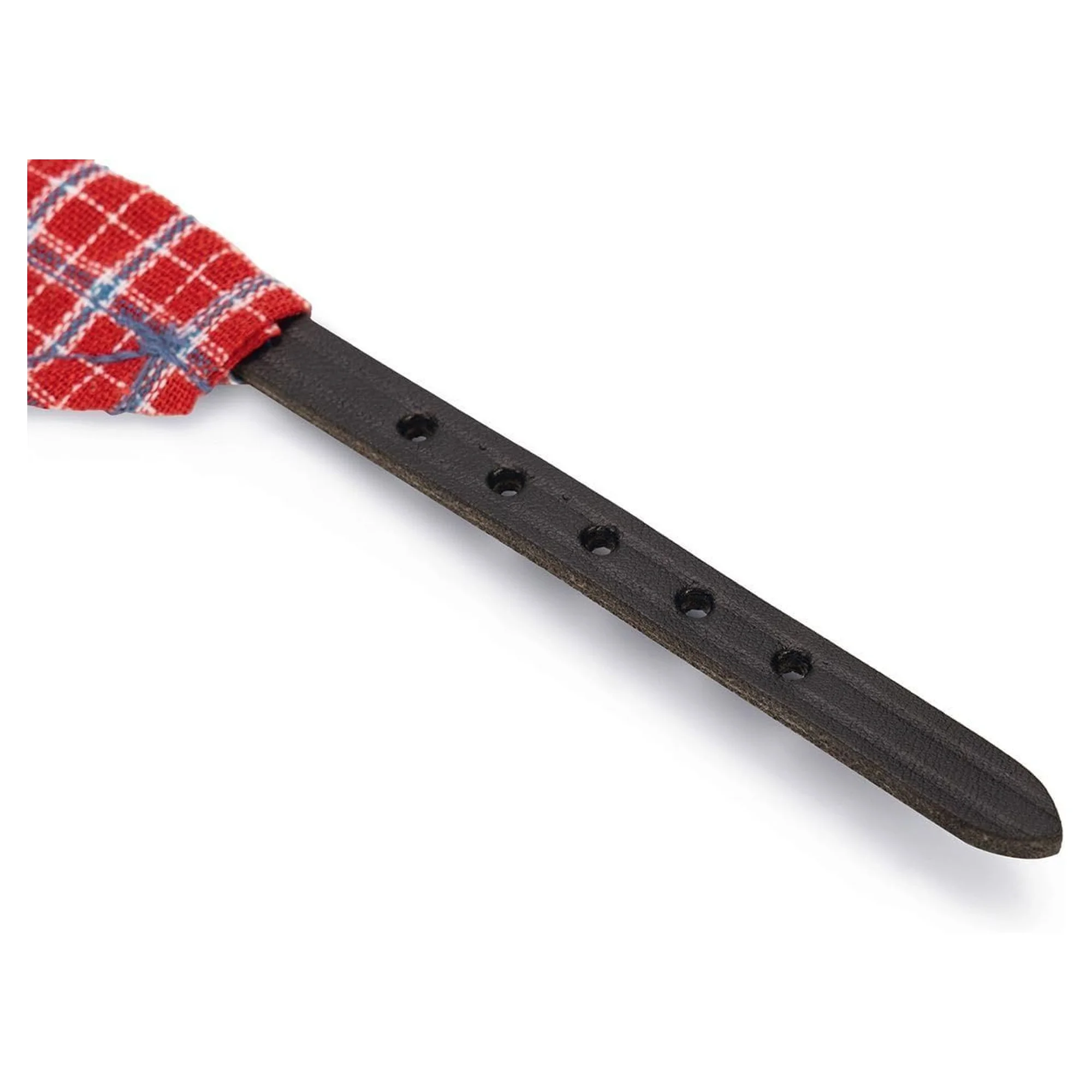 Karlie Deri Bandanalı Kırmızı Köpek Boyun Tasması 62 CM — 120 g — Görsel 4